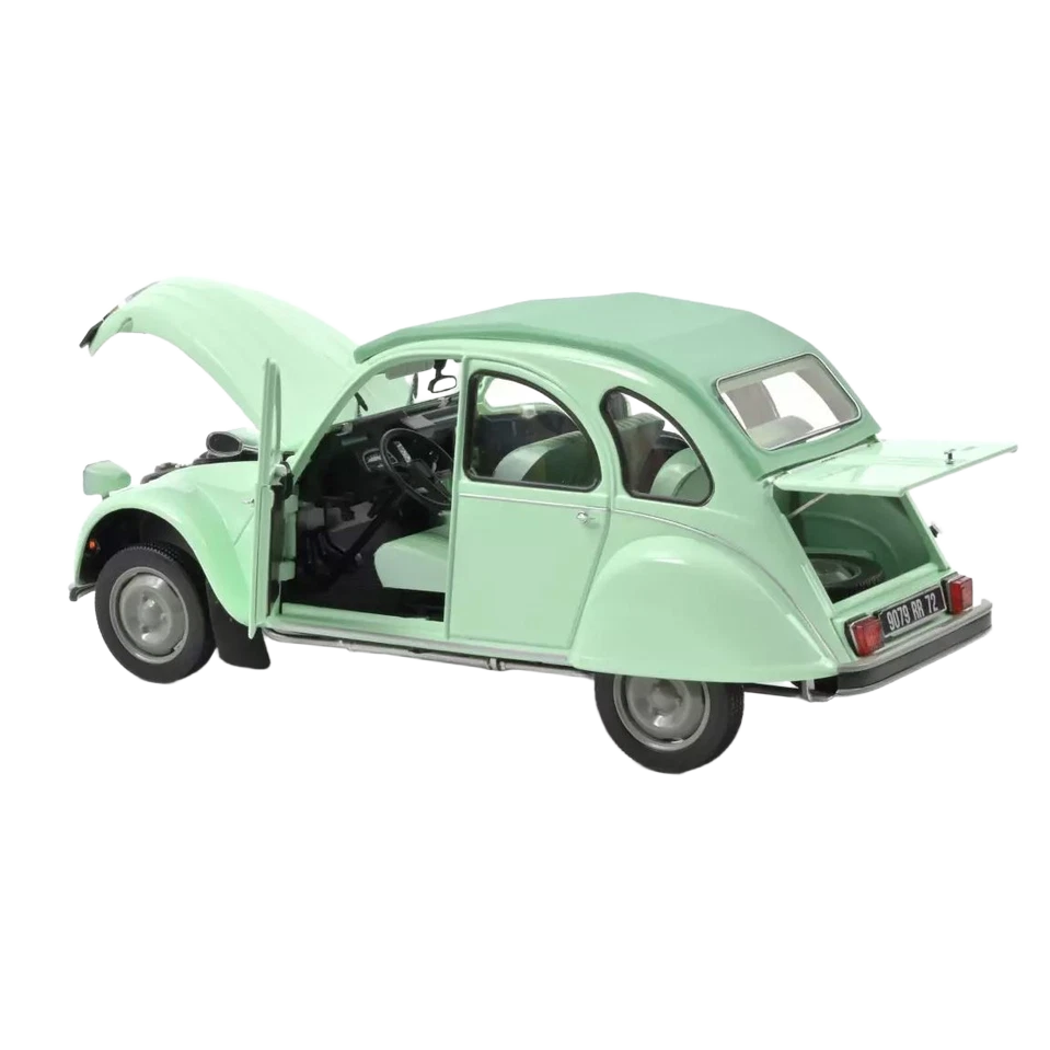 Citroën 2CV 6 Club 1:18 Norev – Model af Citroën 2CV 6 Club i skala 1:18.
