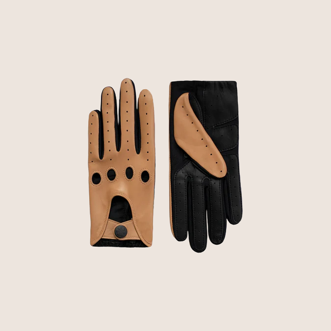 Diana, Camel / One-Size – Kamelfarvet skuldertaske i klassisk stil, ideel til en sofistikeret og stilren garderobe.