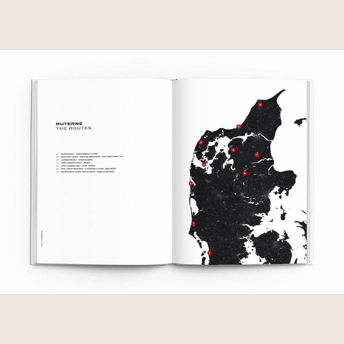 360 Danmark Vestkysten Nordjylland (bog) – Rejsebog om Nordjyllands vestkyst, perfekt til opdagelsesrejsende.