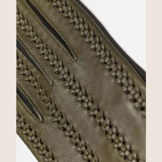 Emma, Army / One-Size – Armygrøn taske i moderne design, ideel til et stilfuldt og afslappet hverdagslook.