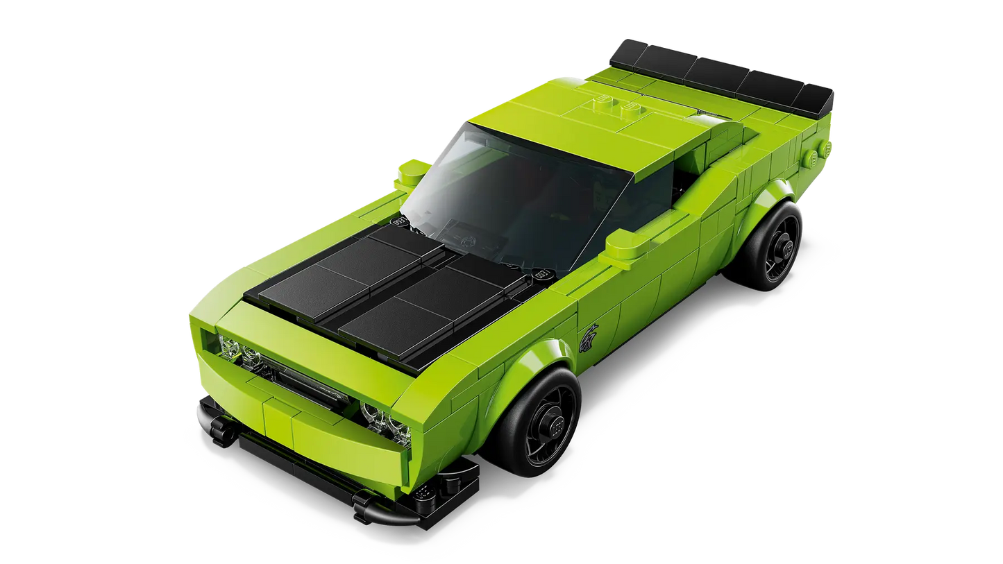 LEGO Dodge Challenger SRT – Detaljeret LEGO Speed Champions-model af den kraftfulde Dodge Challenger SRT med autentiske designlinjer, sporty detaljer og ikonisk muskelbil-look.