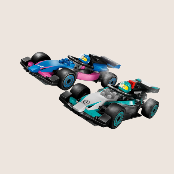 LEGO City F1 Garage Mercedes AMG & Alpine Biler – LEGO-sæt med Formel 1-garage og to F1-racere fra Mercedes-AMG og Alpine.
