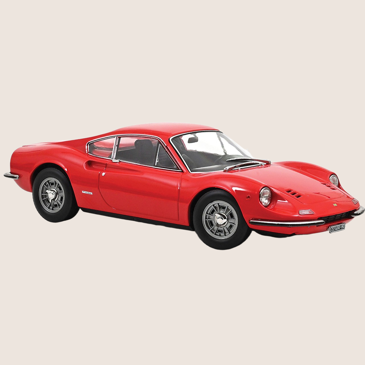Ferrari 246 GT Dino 1968 1:18 model i rød med detaljeret karrosseri og realistisk interiør