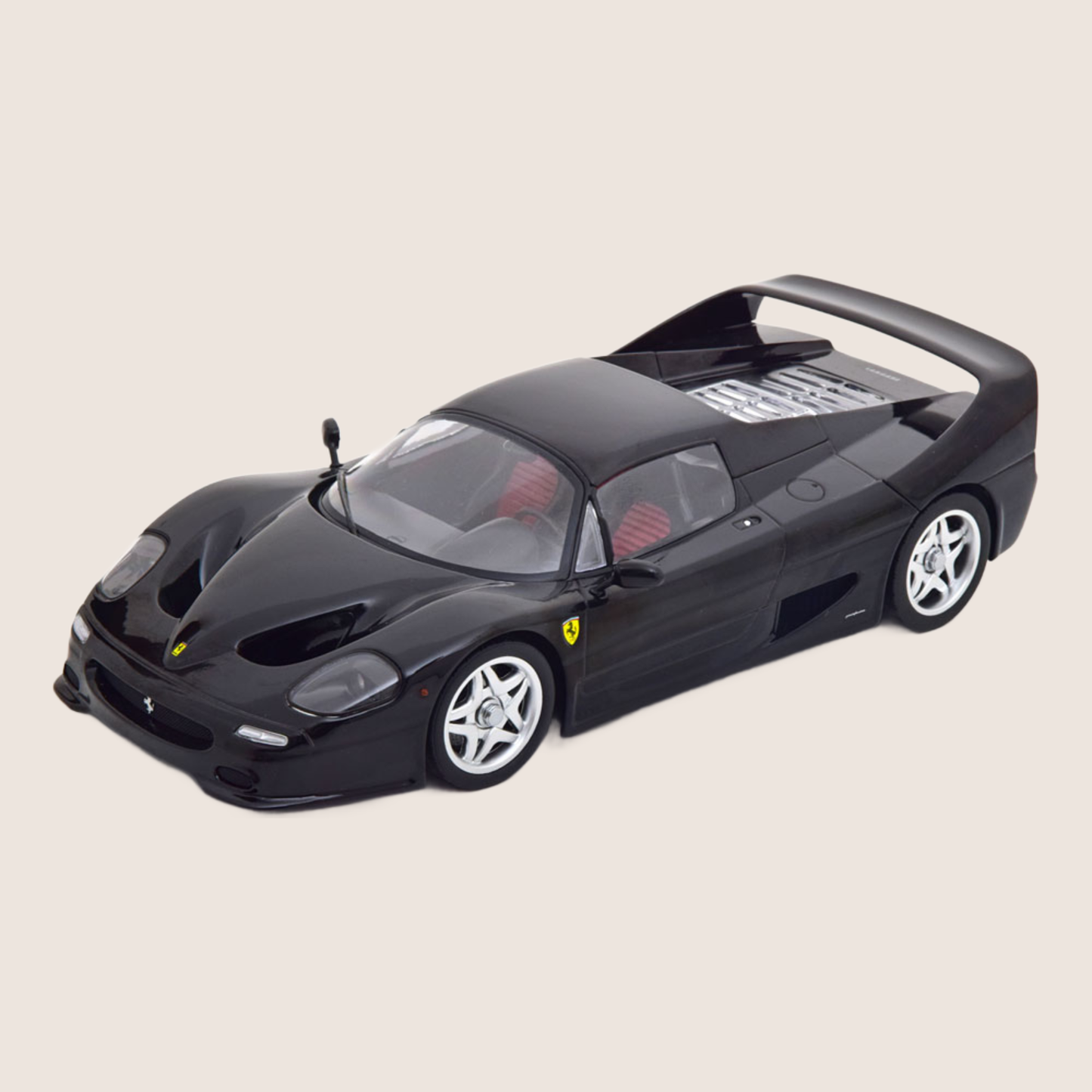 1:18 Ferrari F50 Hardtop 1995 Black – Detaljeret model af Ferrari F50 fra 1995 med hardtop i sort.