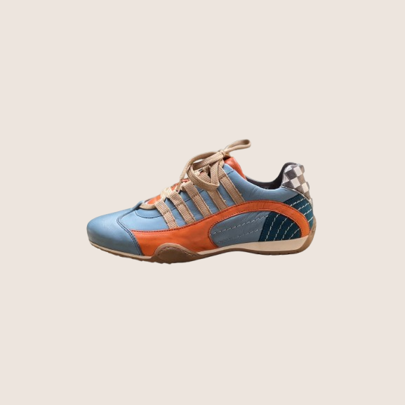 GPO Lady Sneaker Ice Blue – Elegante og komfortable sneakers i isblå farve, designet med inspiration fra klassisk motorsport til hverdagsbrug.