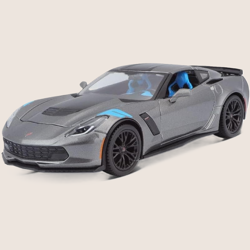 Maisto Chevrolet Corvette Grand Sport 1:24 bilmodel i grå med detaljeret design og autentisk sportsvogn-stil