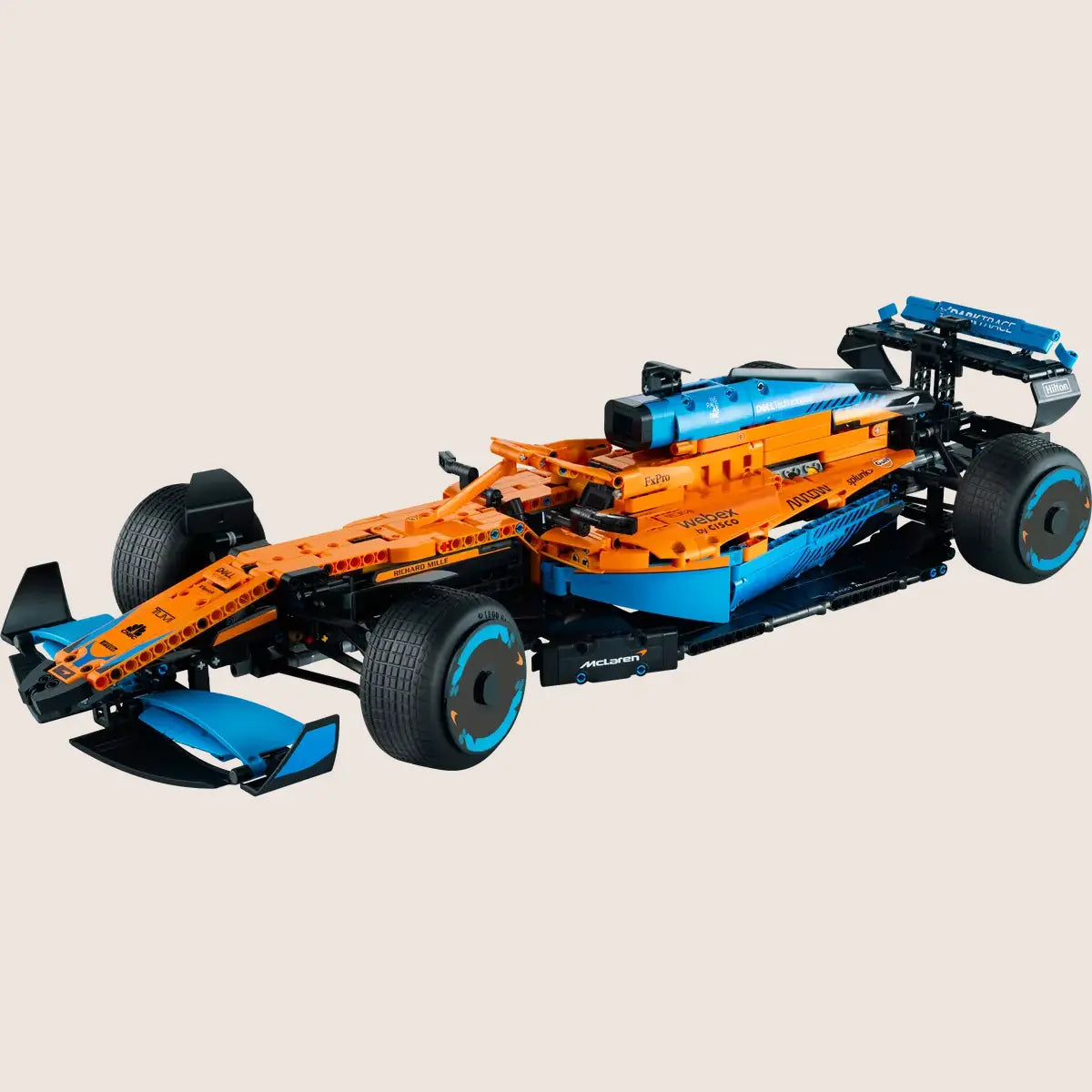 McLaren Formel 1-racerbil – LEGO model af McLaren F1-racer, perfekt til motorsportentusiaster.