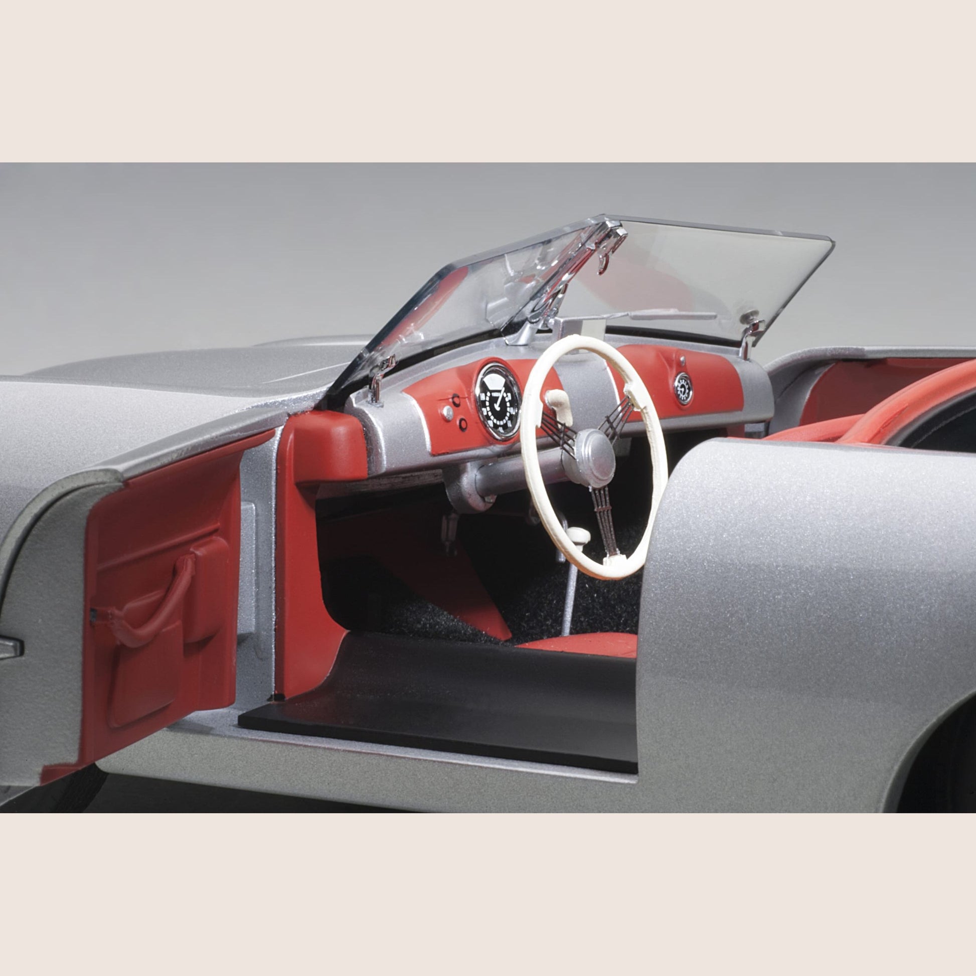 Porsche 356 NR. 1 1:18 – 1:18 model af den første Porsche 356, en ikonisk klassiker fra 1948.