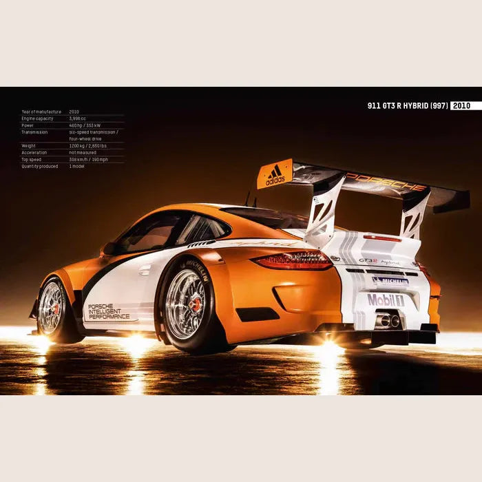 Porsche 911 - Book - Red – En særlig udgave af Porsche 911’s historie, designet i en rød temaudgave.