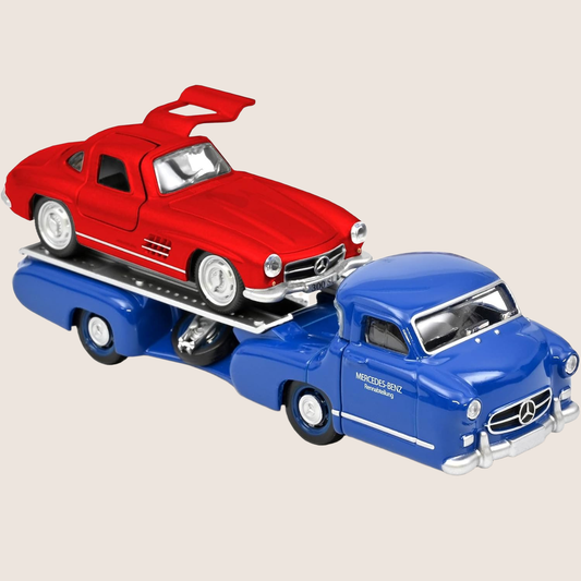 Mercedes-Benz Racing Transporter + 300SL 1955 1/64 – Autentisk model af Mercedes’ racetransporter og 300SL.