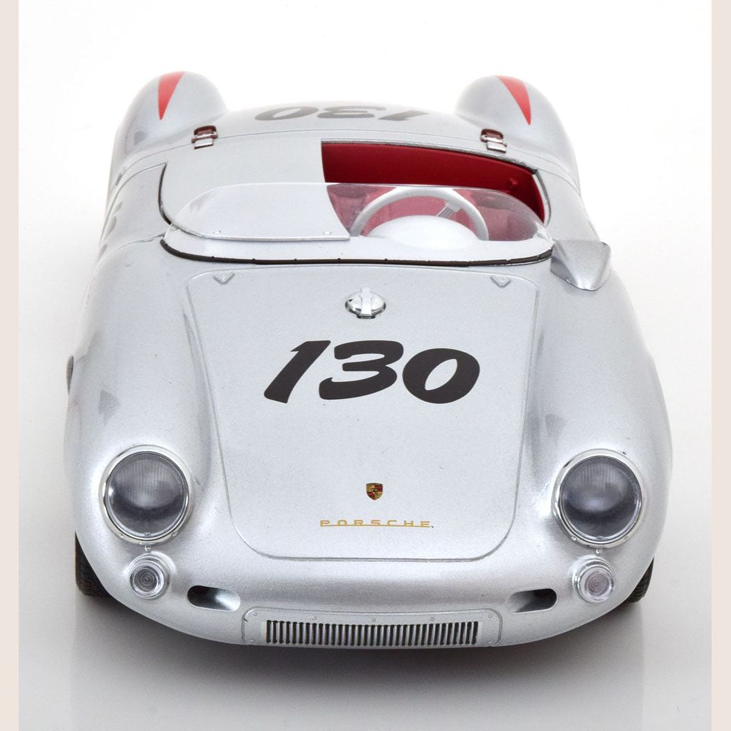 1:12 Porsche 550A Spyder #130, Little Bastard 1956 - 1:12 model af Porsche 550A Spyder, berømt som "Little Bastard", en legende inden for bilhistorie.