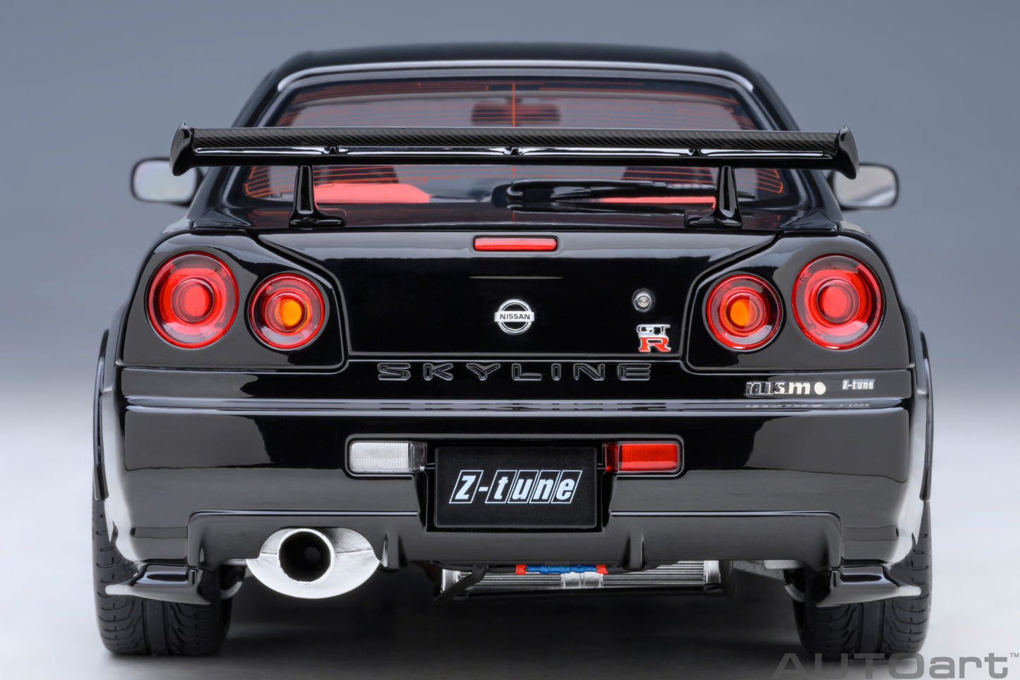 Nissan Skyline GT-R (R34) AutoArt