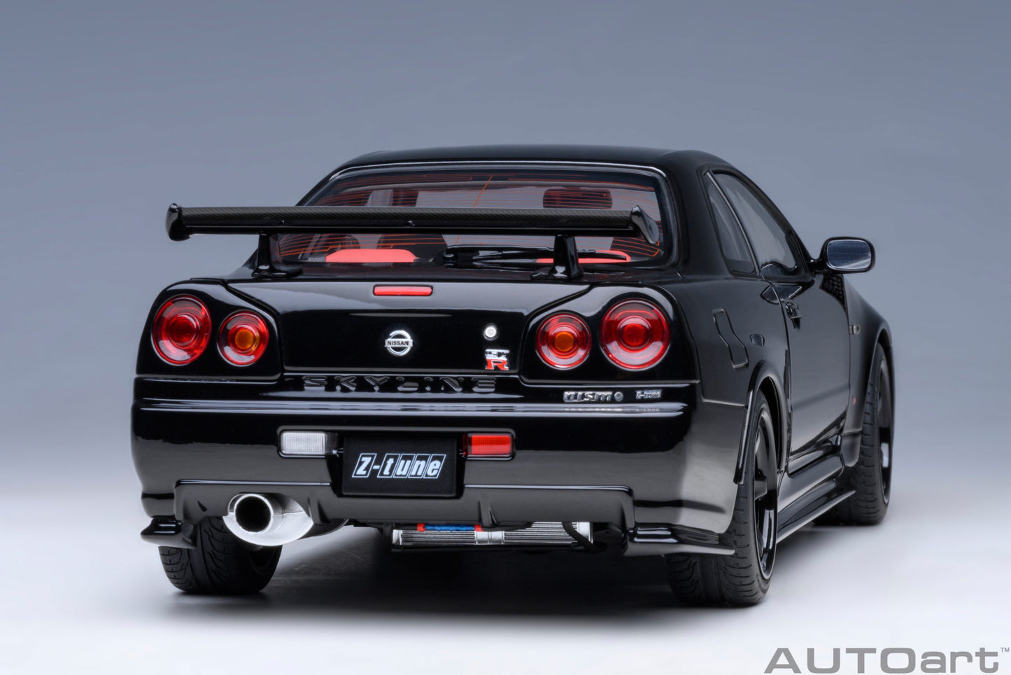 Nissan Skyline GT-R (R34) AutoArt