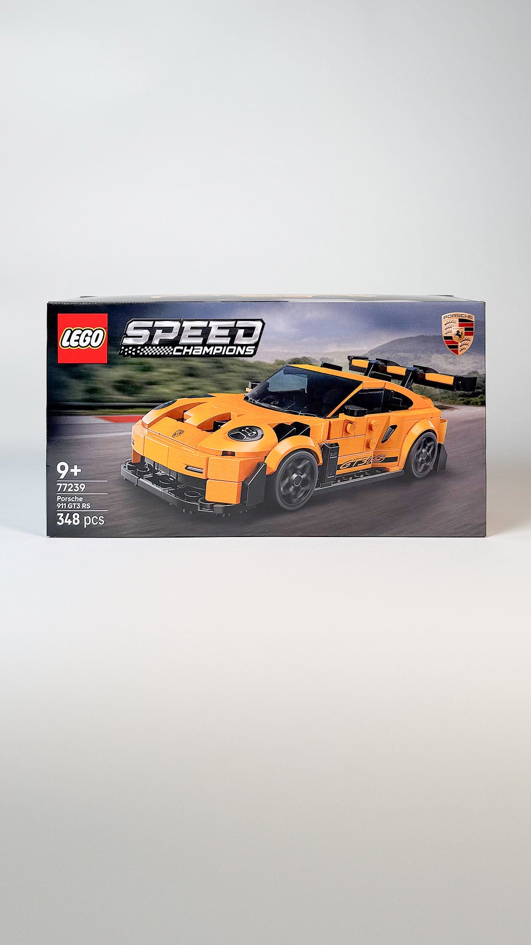 LEGO Porsche 911 GT3 RS model 77239 med realistiske detaljer og klassisk sportsvognsdesign