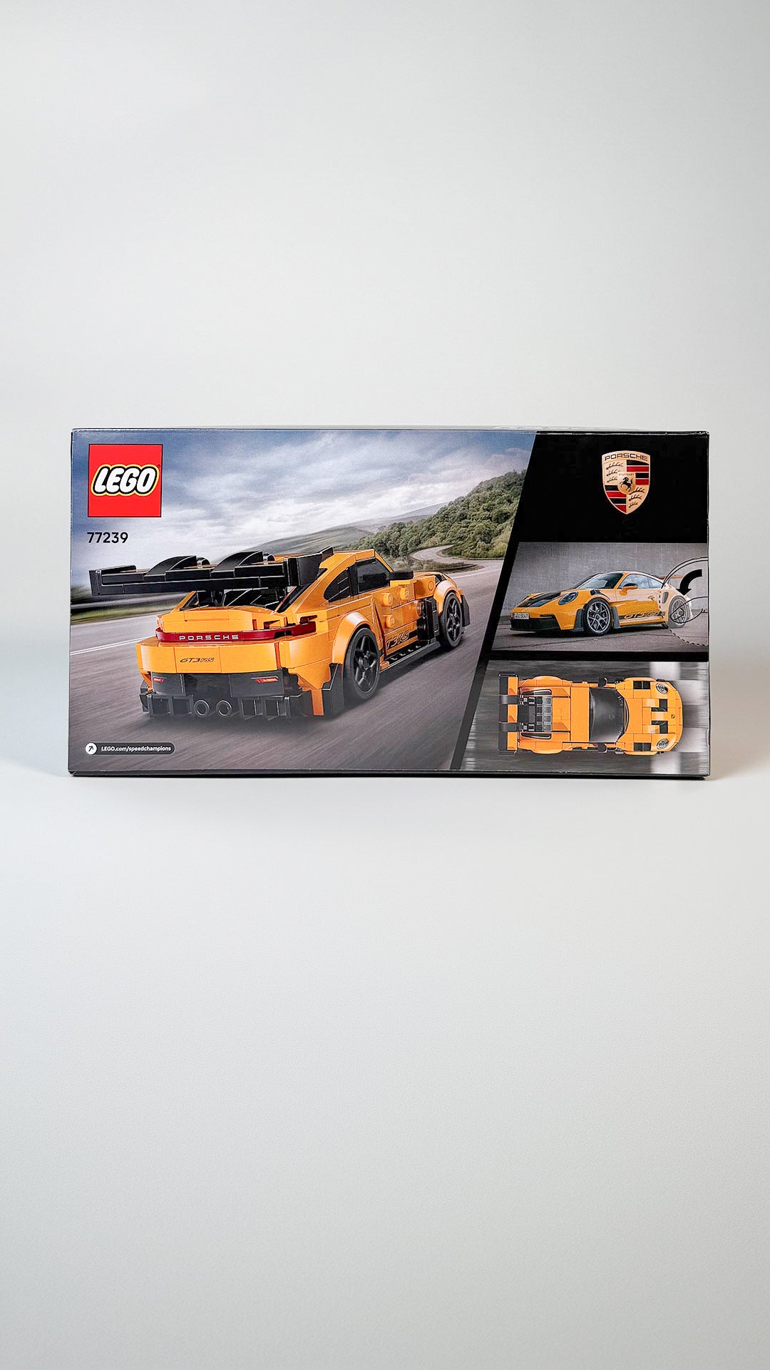LEGO Porsche 911 GT3 RS model 77239 med realistiske detaljer og klassisk sportsvognsdesign