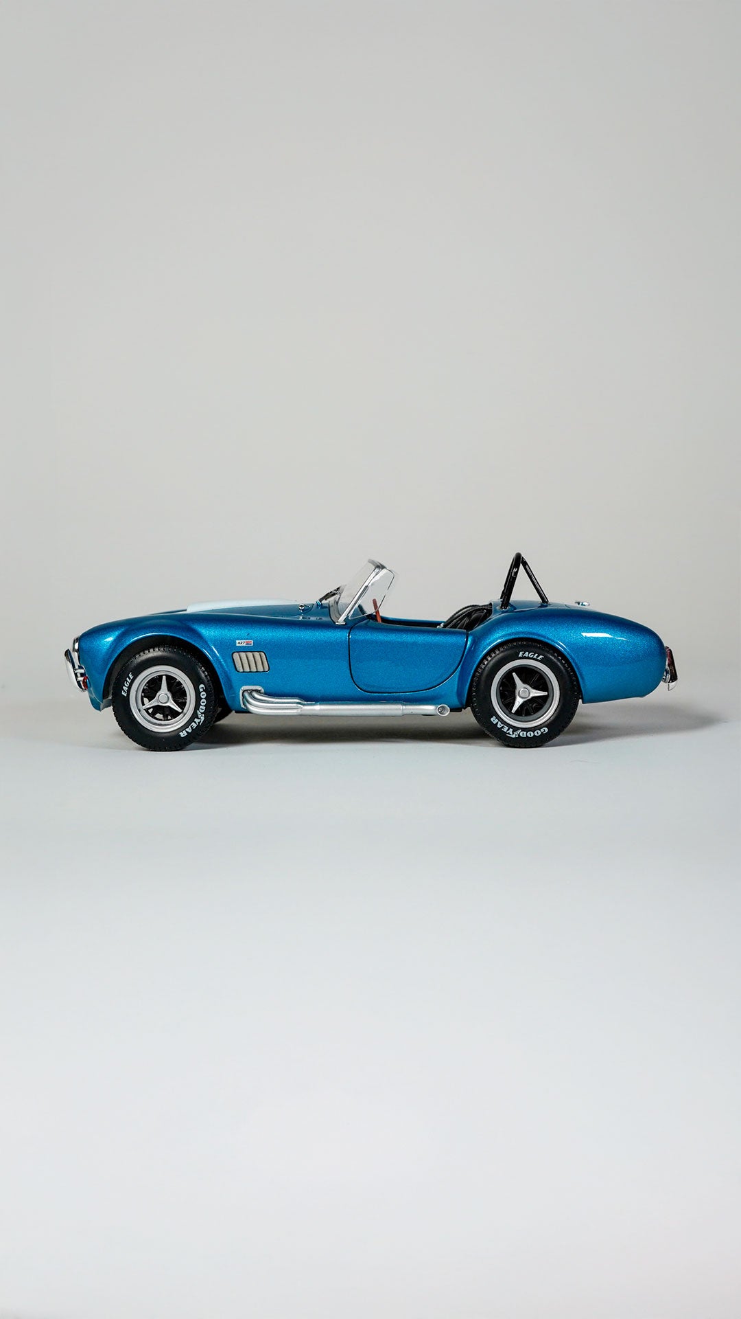 AC Cobra 427 1965 1:18