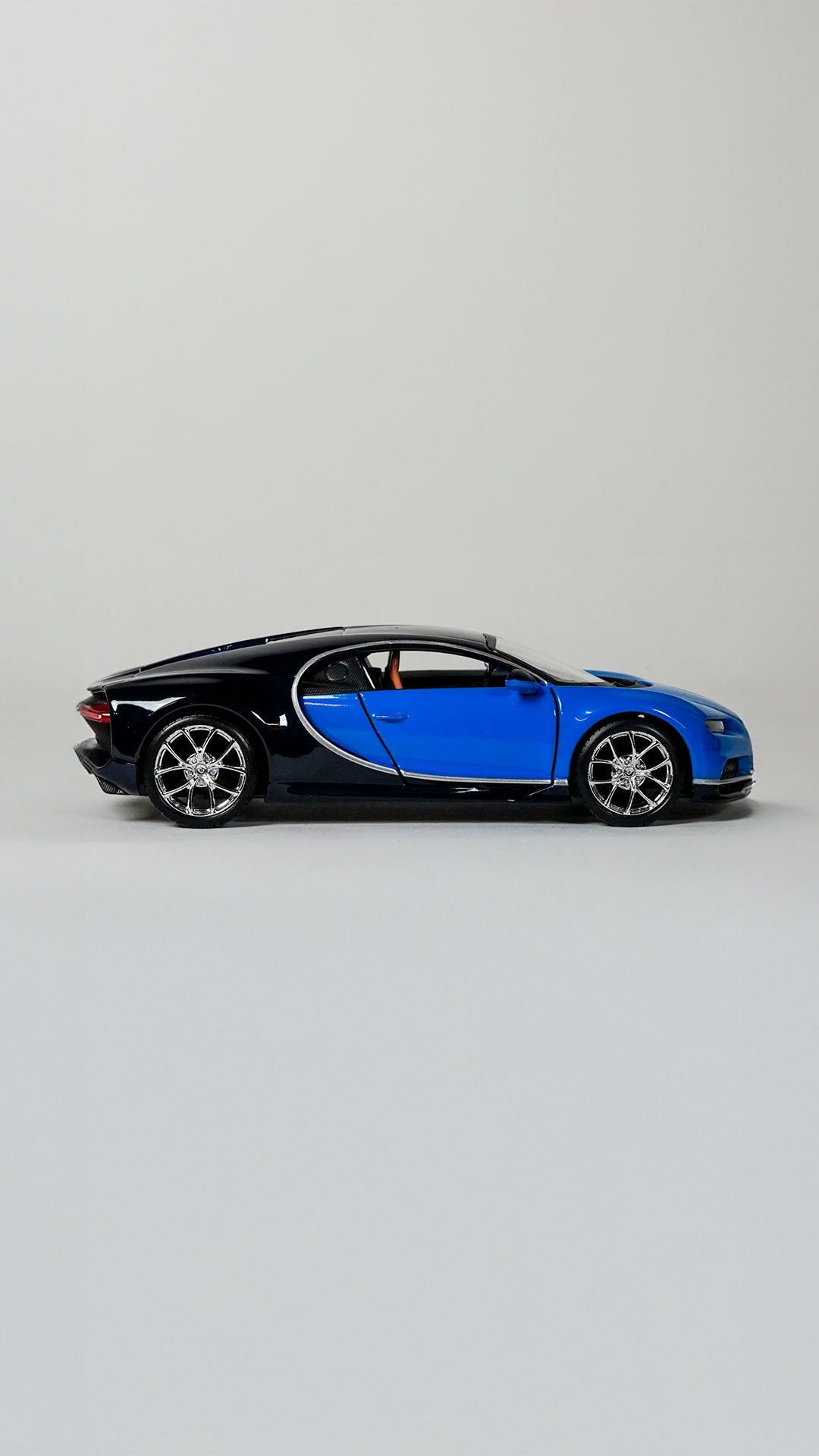 Maisto Bugatti Chiron 1:24