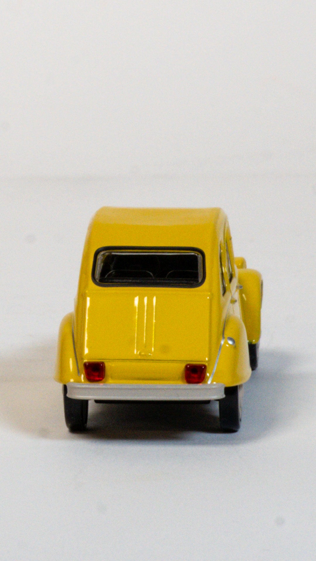 Citroen 2CV Gul 1:43