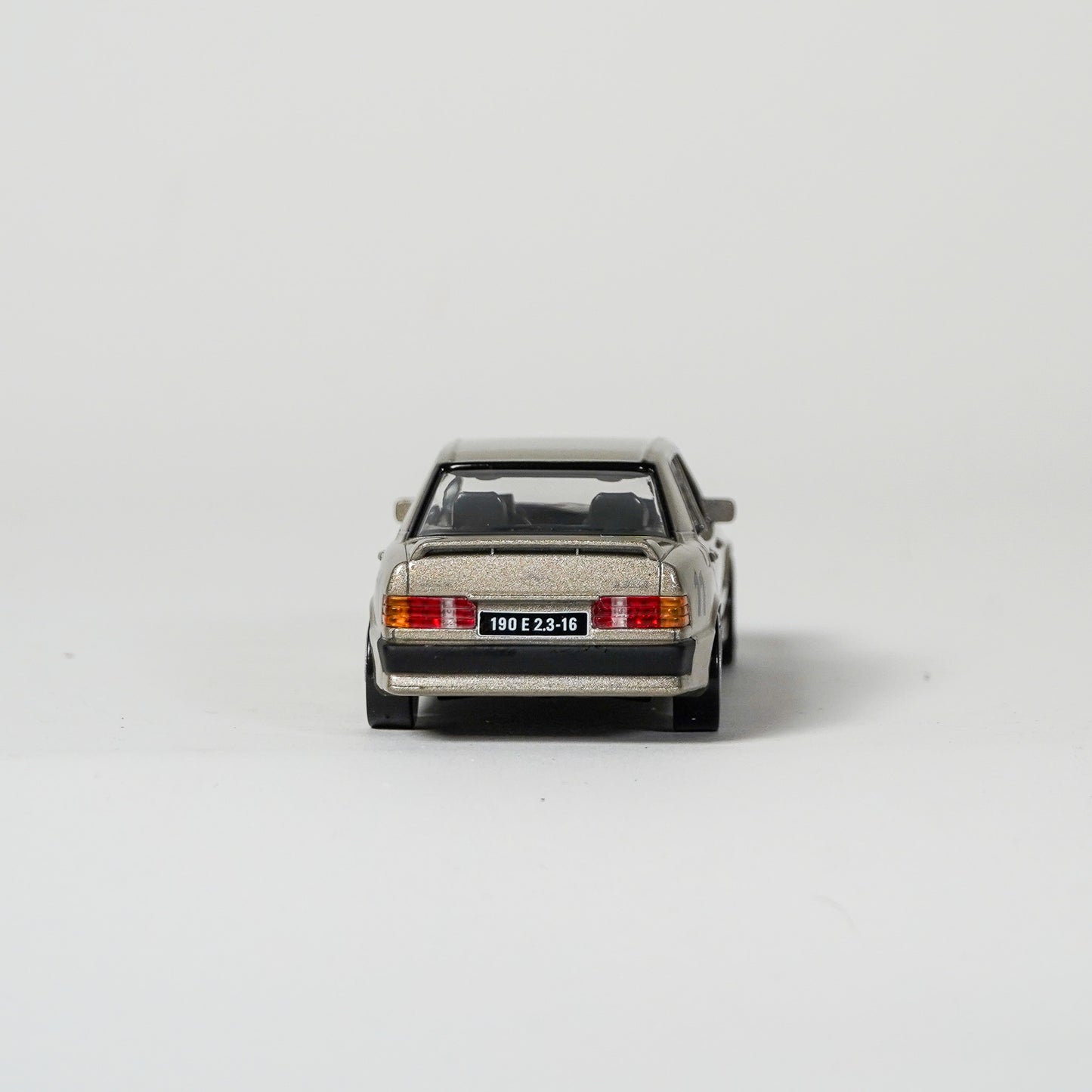 Mercedes-Benz 190E 2.3 Senna 1:43