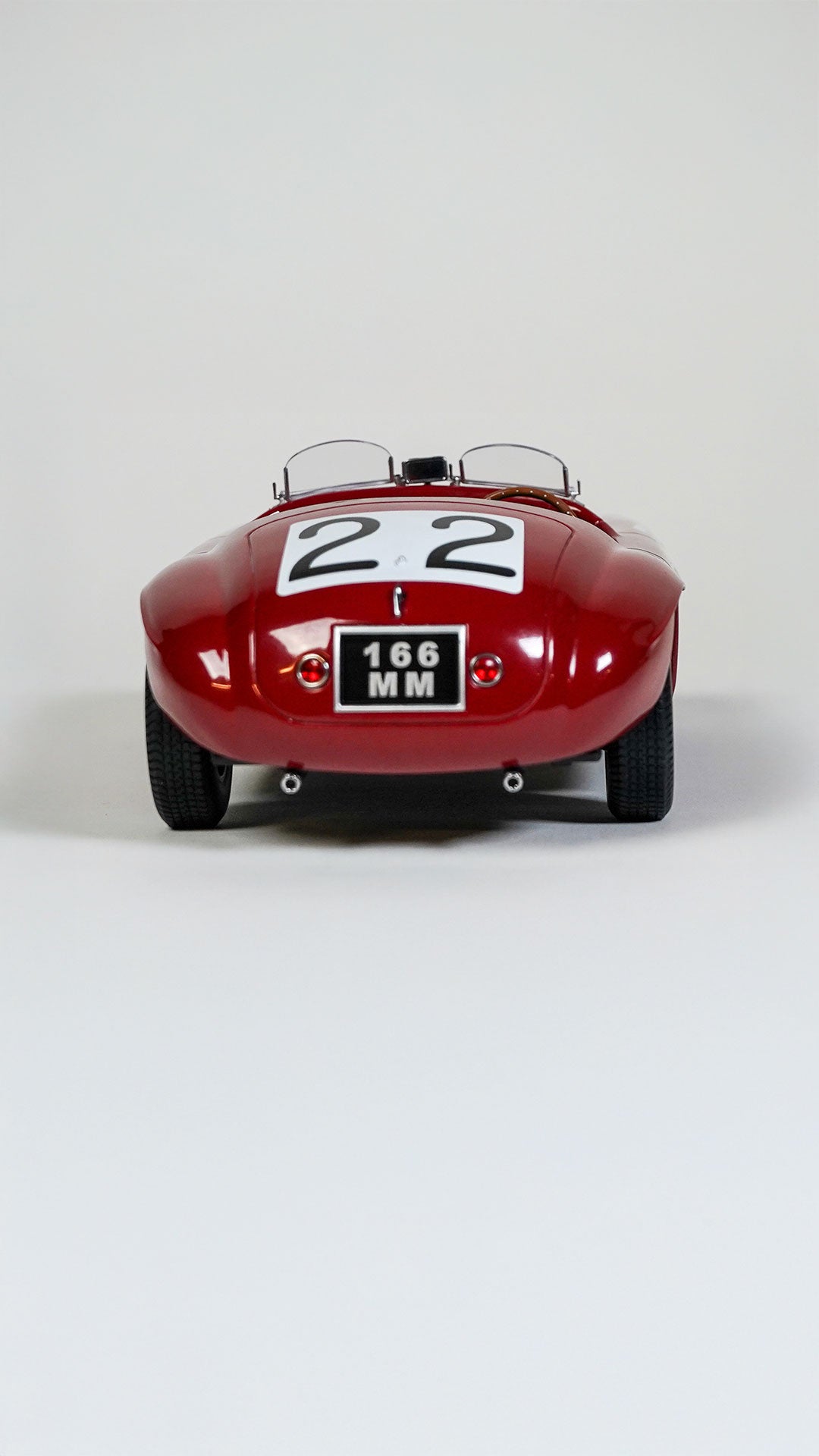 Ferrari 166 MM Barchetta 1:18 modelbil med detaljeret interiør og karrosseri