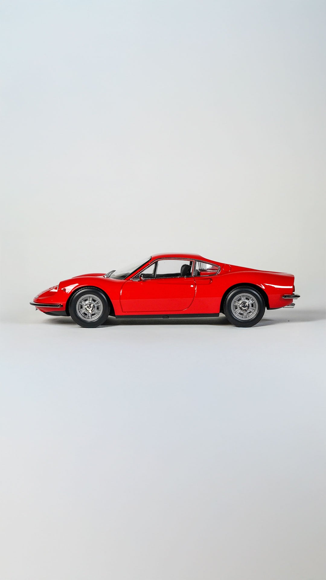 Ferrari 246 GT 1968 1:18