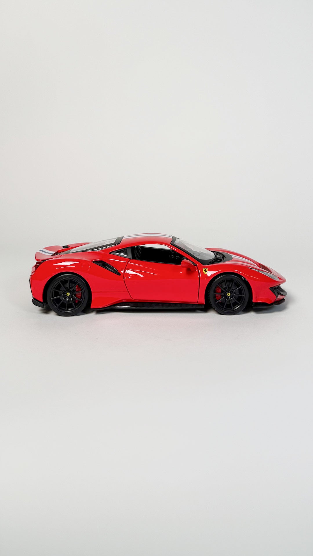 Ferrari 488 Pista 1:24 Rød