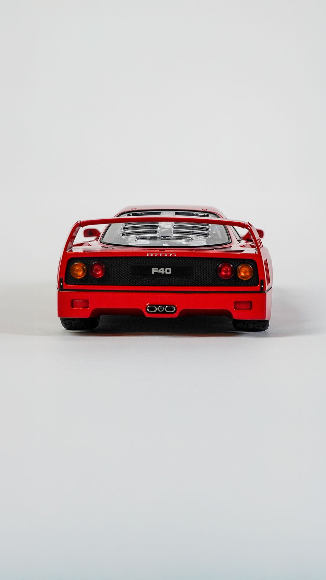 1:18 F40 1987 Red Seats