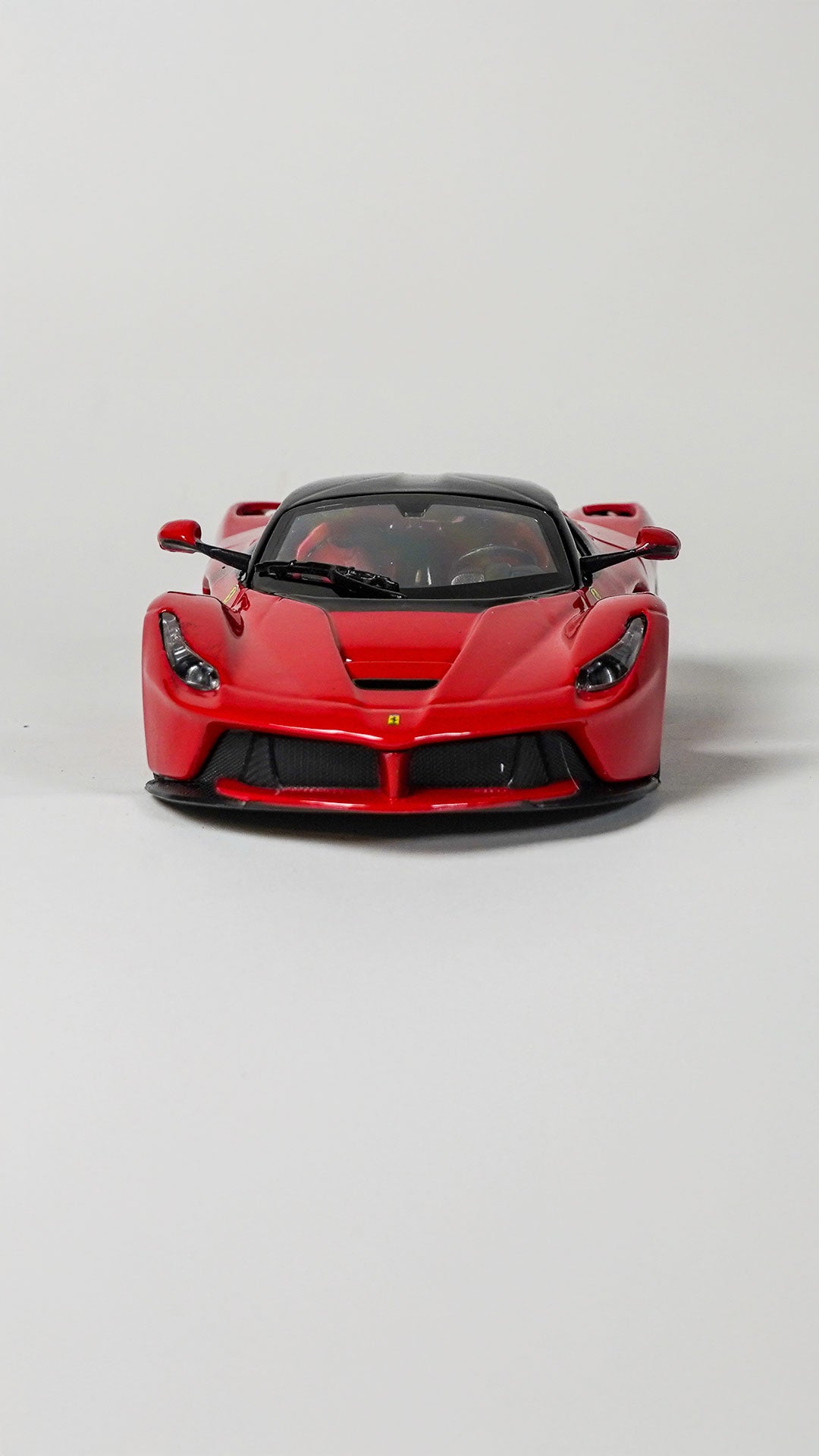 Bburago Ferrari LaFerrari 1:24