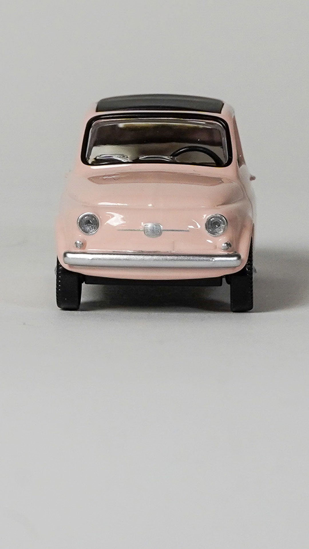 Fiat 500 F Pink 1:43