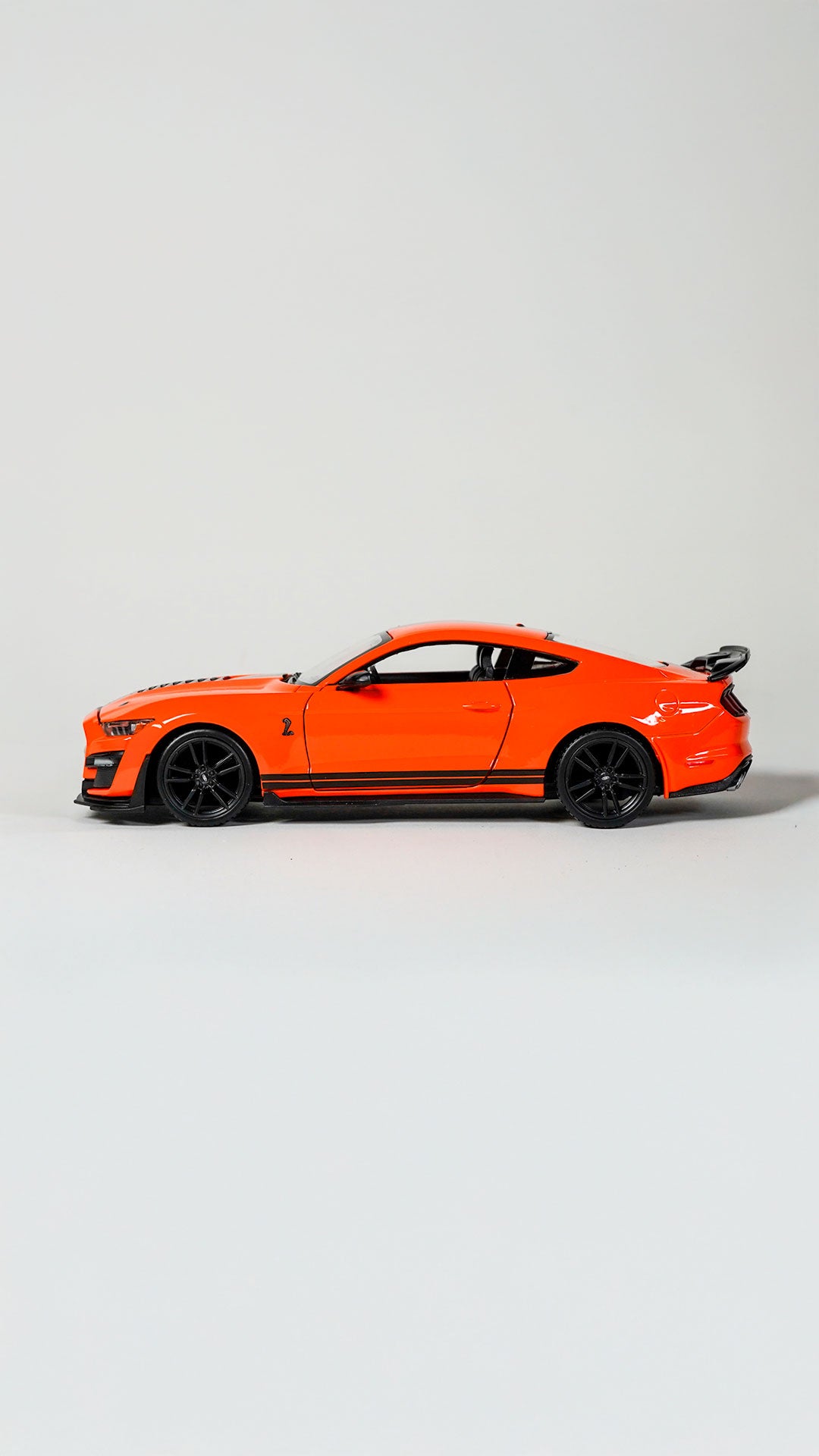 Maisto Ford Mustang Shelby GT500 1:24