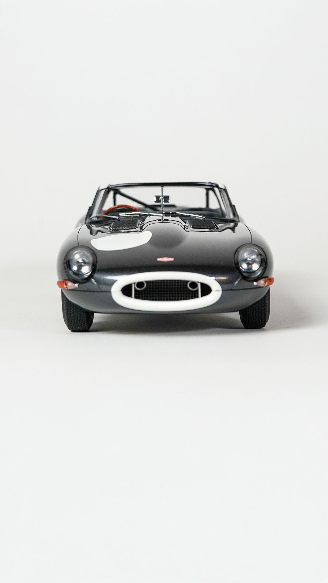 Jaguar E-Type Lightweight Mørkegrå 1:18 AutoArt