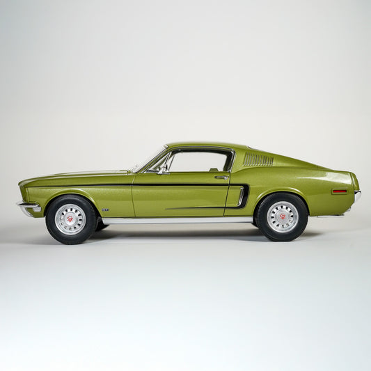 1:12 Ford Mustang GT 1968  Norev