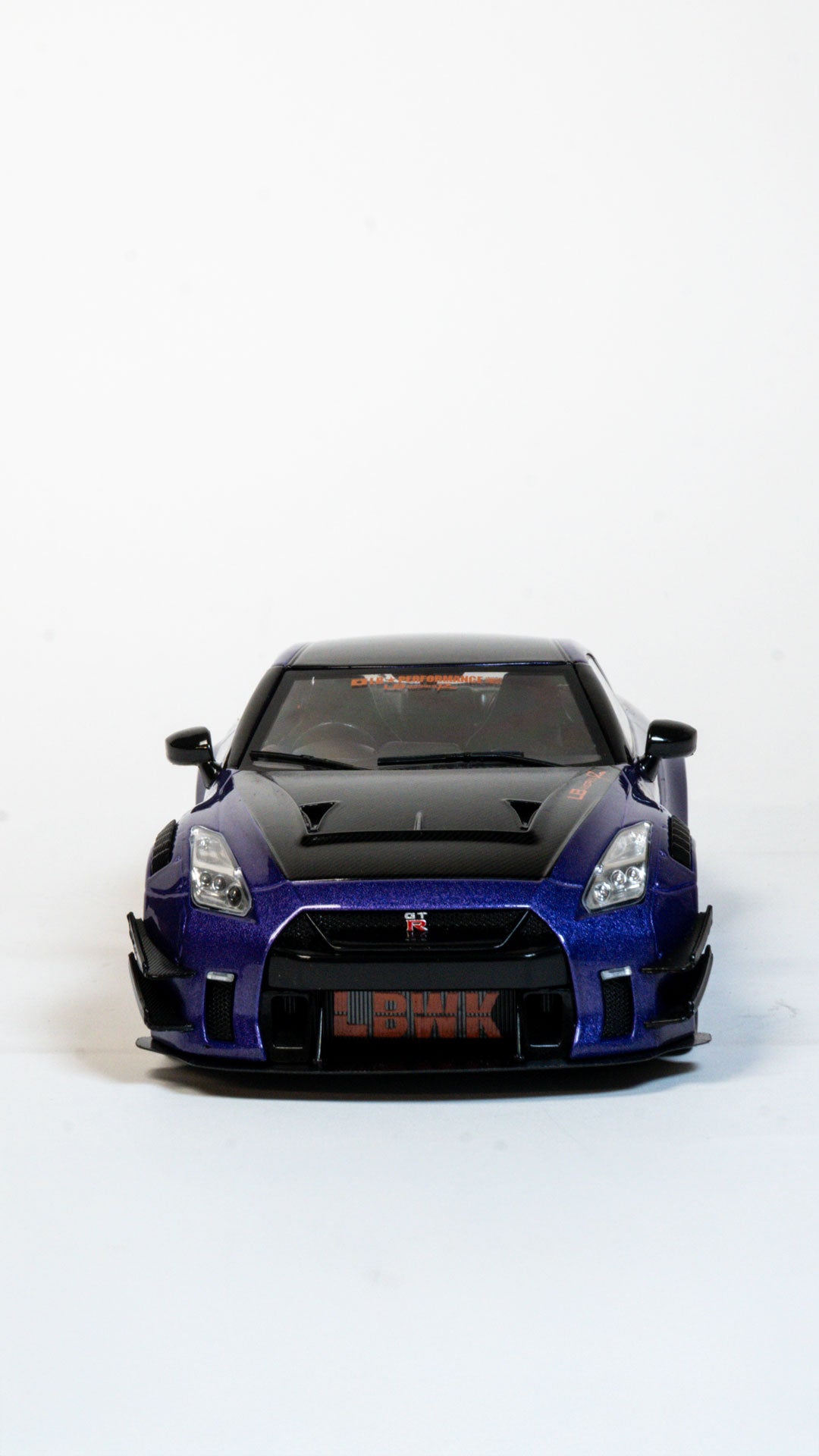 Nissan GTR R35 Liberty Walk Kit 1:18