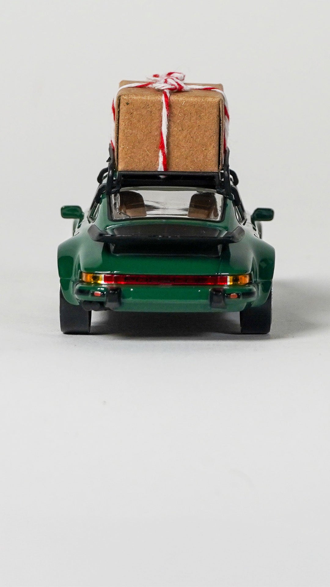 Porsche 911 Turbo 1978 Christmas 1:43