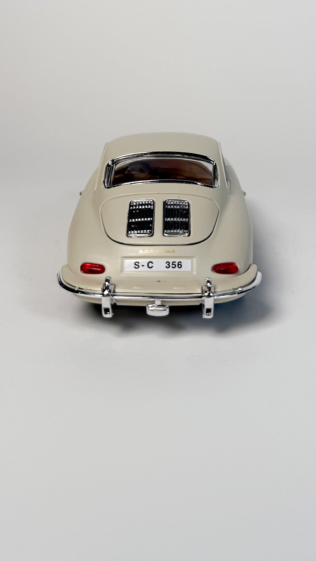 Porsche 356B Coupé 1:24