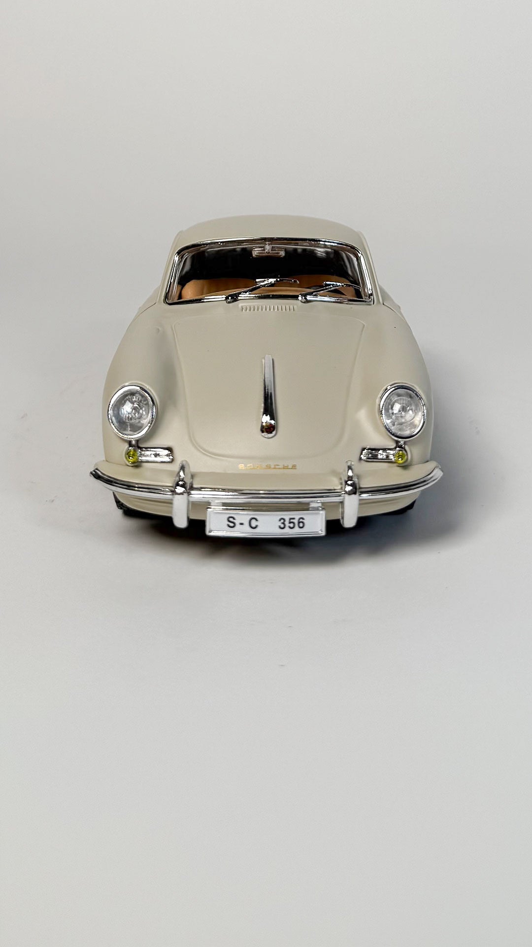 Porsche 356B Coupé 1:24