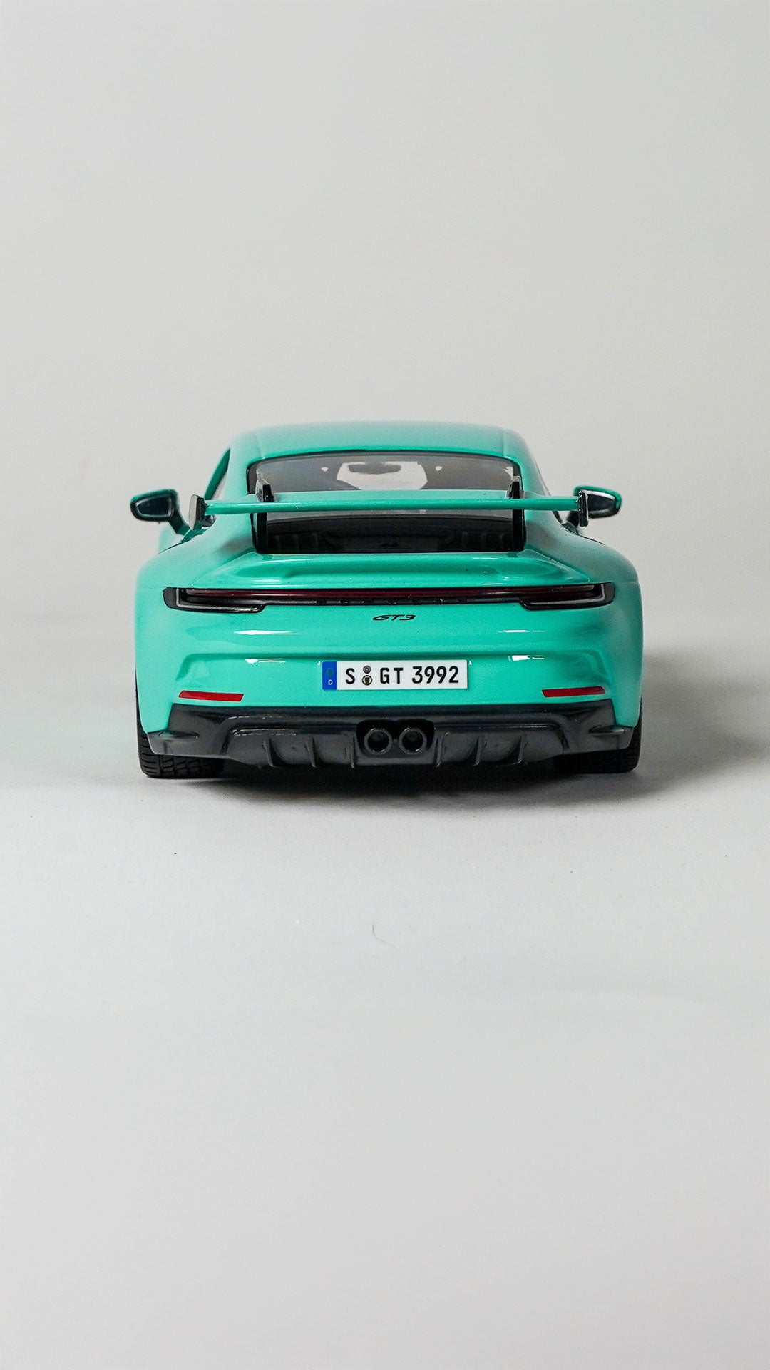 Bburago Porsche 911 GT3 2021 1:24