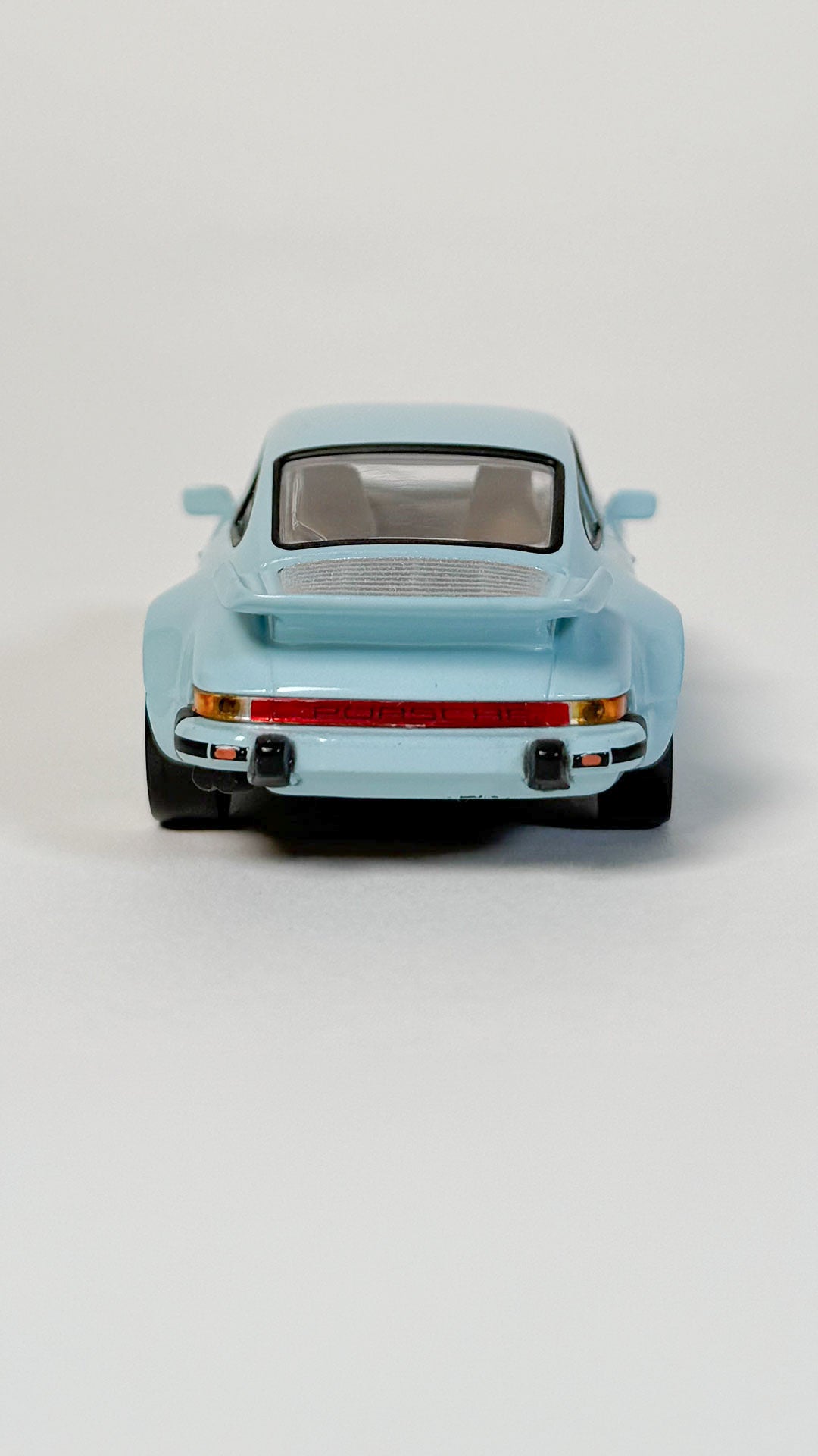 Porsche 911 Turbo 1:43