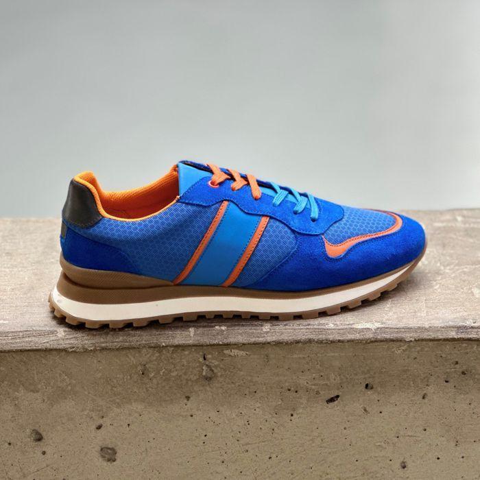 GPO Sneakers Crossover Blue - Moderne crossover sneakers i blå, ideelle til både sport og hverdagsbrug.