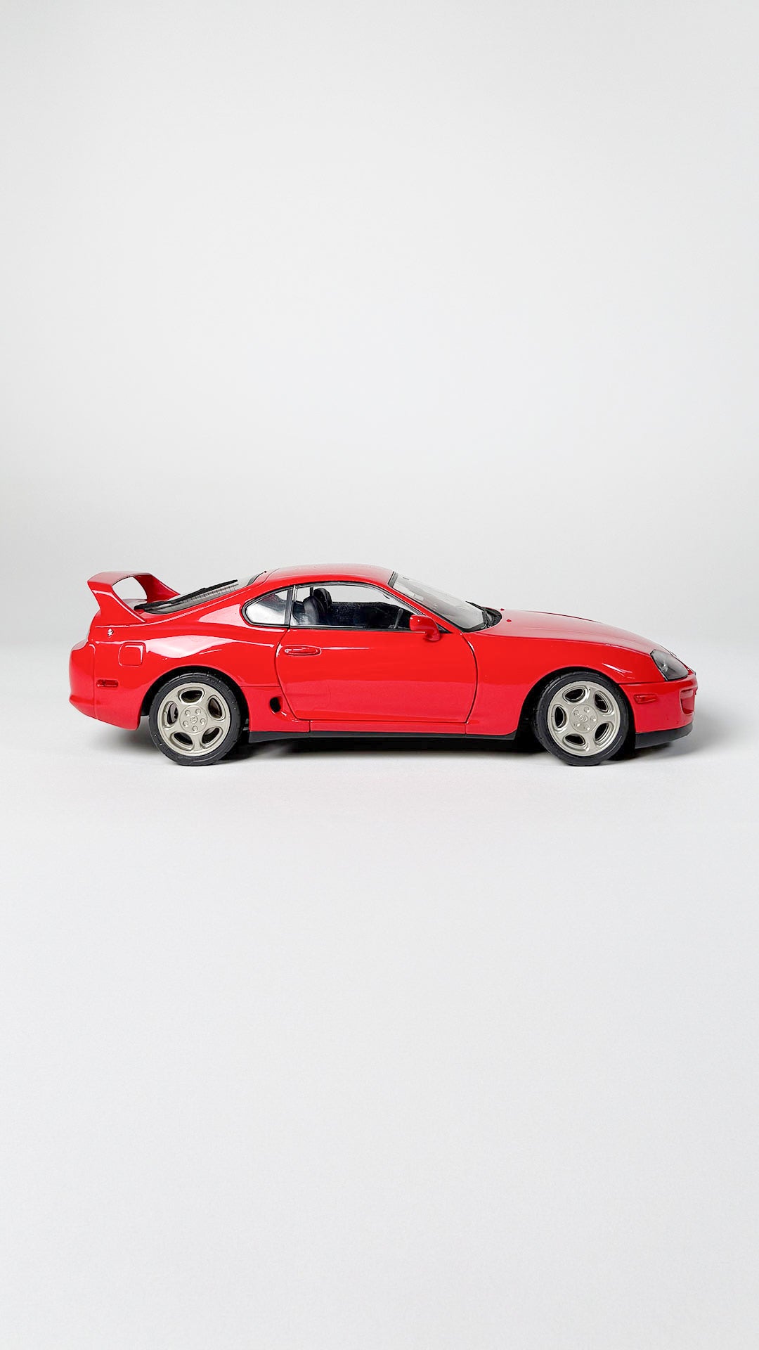 Toyota Supra MK4 Rød 1:18
