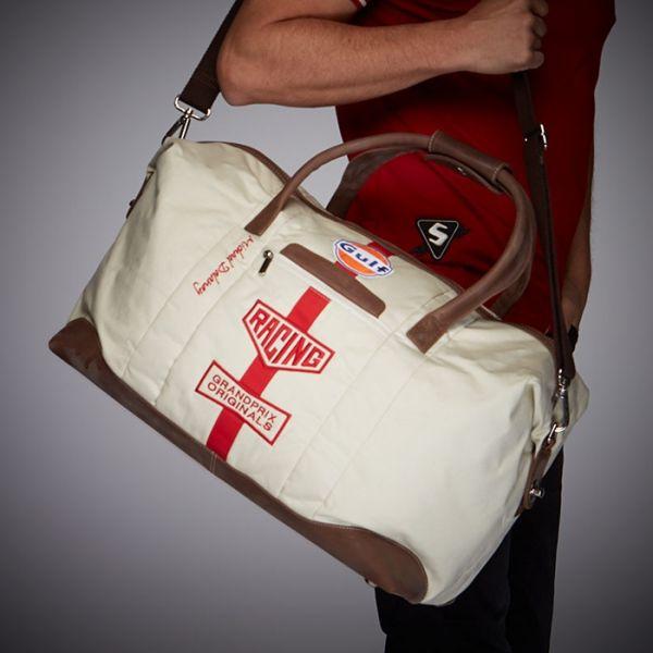 M.Delaney Travel Bag Medium - Sand – Eksklusiv rejsetaske i sandfarvet design, ideel til den stilbevidste rejsende.