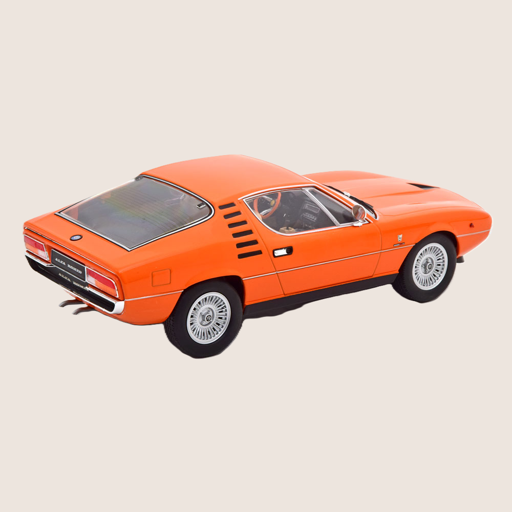 1:18 Alfa Romeo Montreal 1970 orange