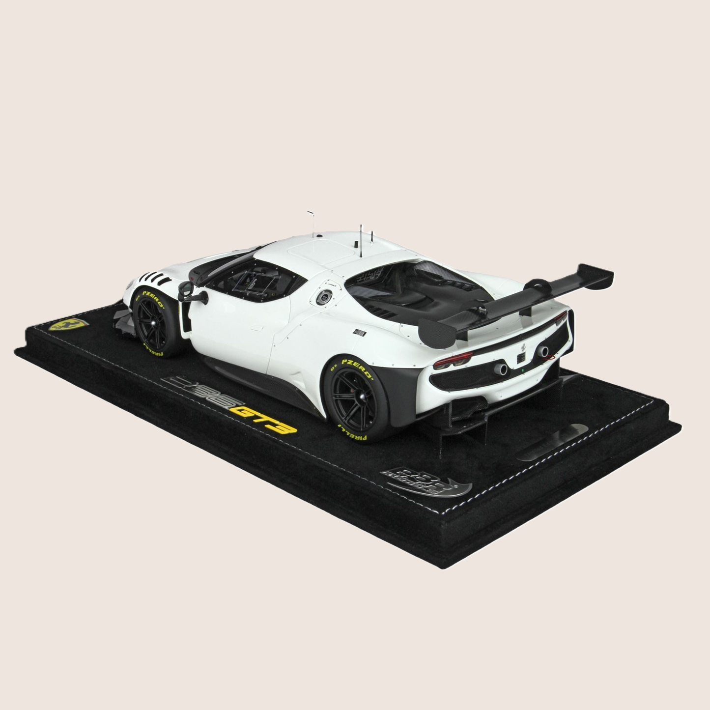 1:18 Ferrari 296 GT3 2022 Avus White BBR