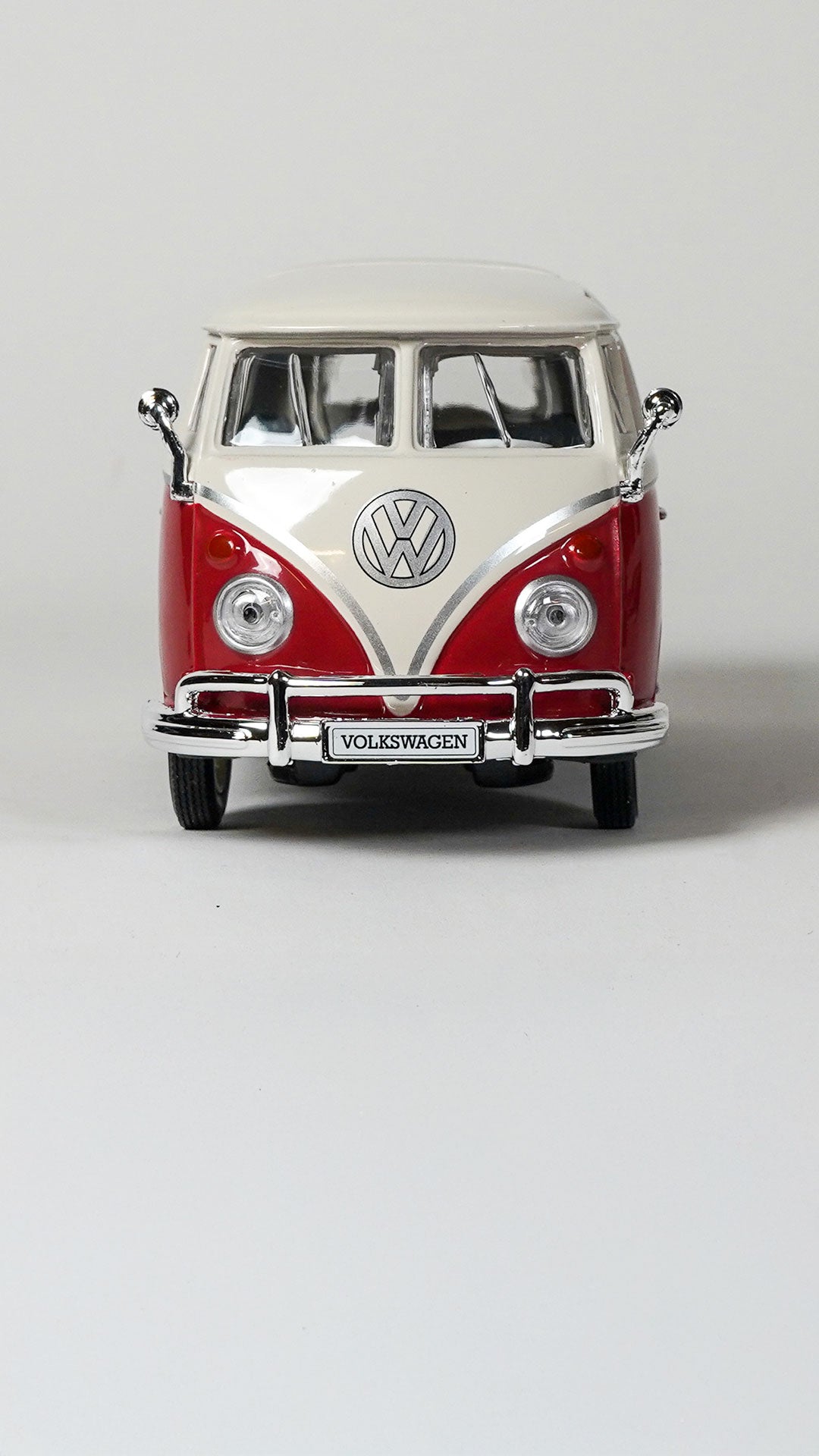 Maisto Volkswagen T1 Samba 1:25