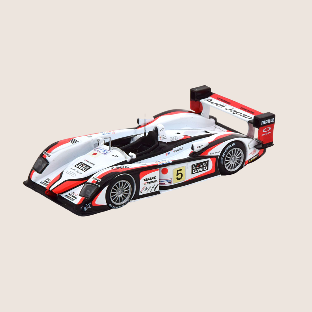 1:43Audi R8 Le Mans