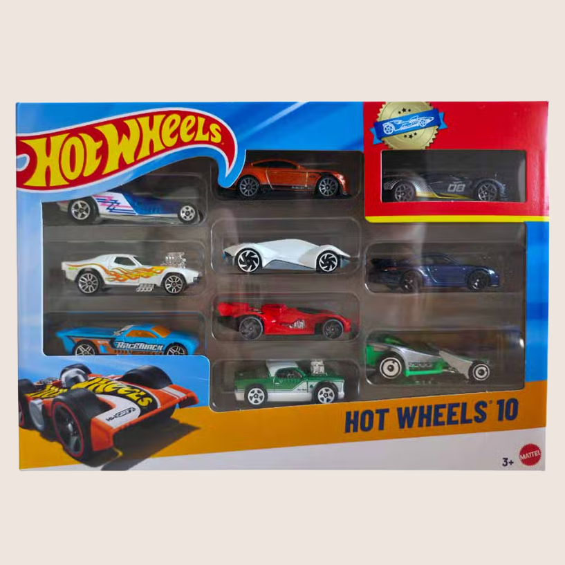 Hot Wheels 10 Pak Nr. 2 – En samling af 10 metalbiler i skala 1:64, designet til at stimulere børns fantasi og leg. Pakningen indeholder en varieret blanding af modeller, herunder sportscars, offroad-køretøjer og futuristiske designs, alle med detaljerede dekorationer og farver. Perfekt til både samlere og børn, der elsker fart og eventyr.