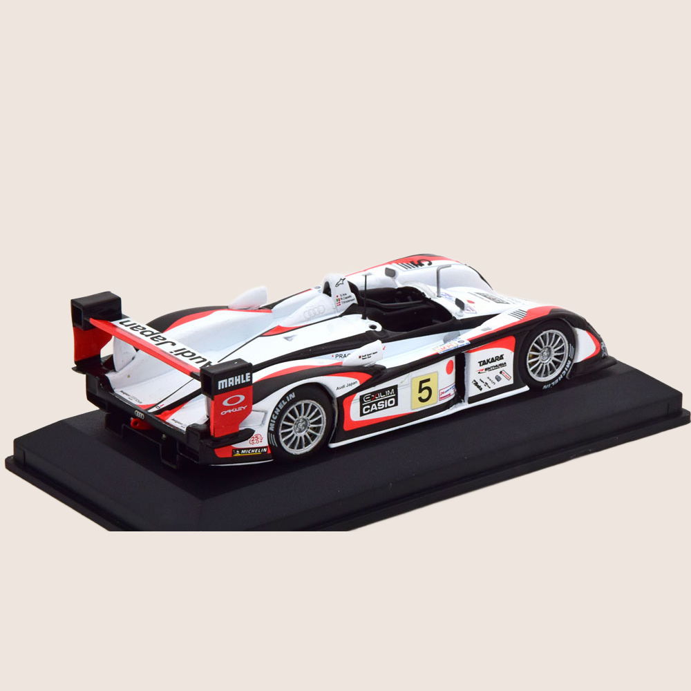 1:43Audi R8 Le Mans