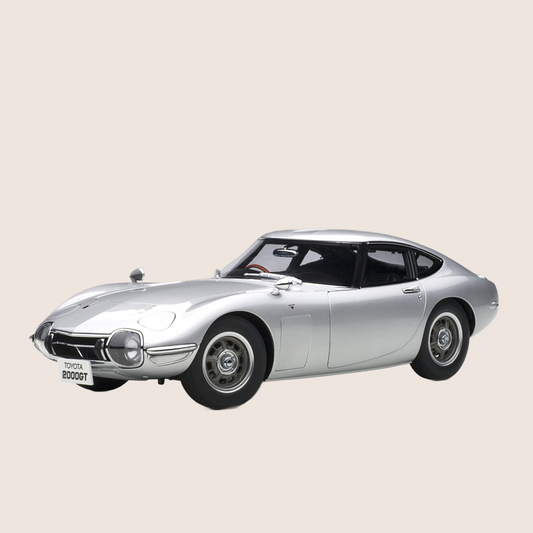 Toyota 2000GT AutoArt