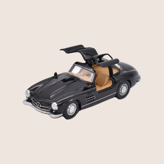 Mercedes 300 SL Sort 1:43 Norev – Elegant modelbil i skala 1:43, udført i sort med autentiske detaljer, der hylder den legendariske Mercedes 300 SL.