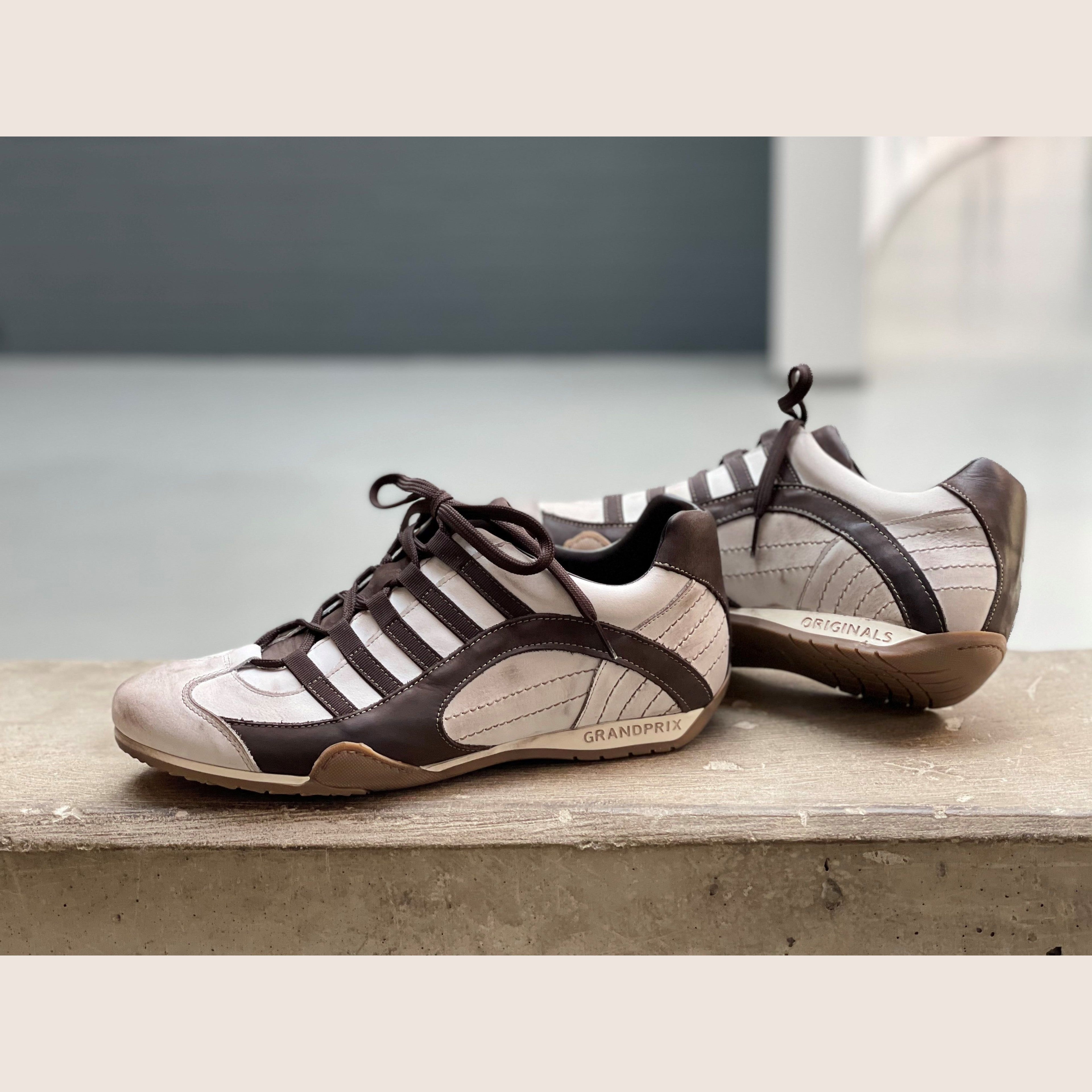 GPO Sneakers Off White - Klassiske off-white sneakers, ideelle til et stilrent look.